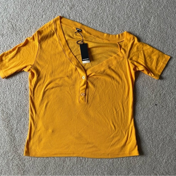 New! Monrow Marigold Rib Knit Off Shoulder Henley Top NWT - 35567 - Picture 2 of 12